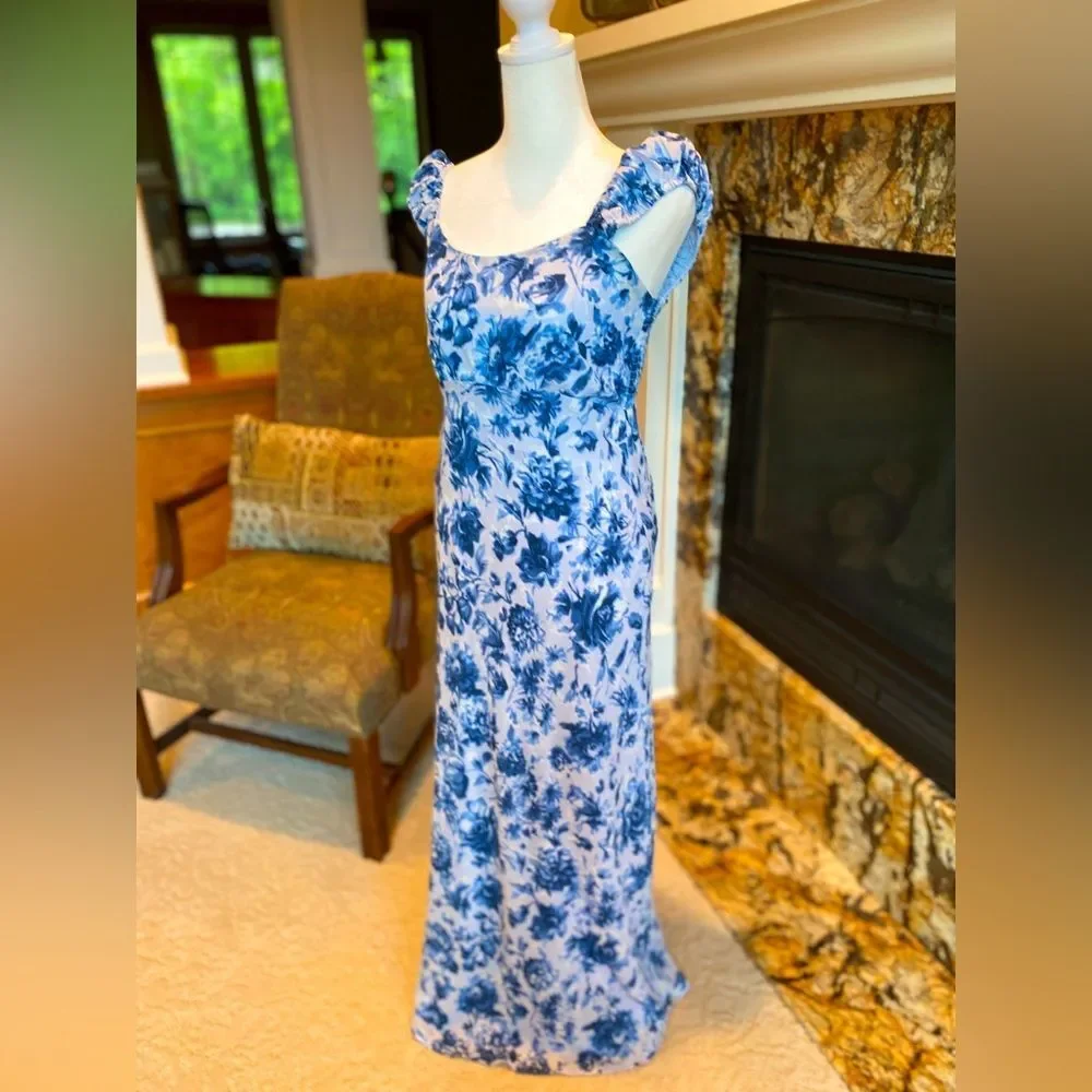 Abercrombie & Fitch Medium Tall Blue and White Floral Maxi Dress Wedding.